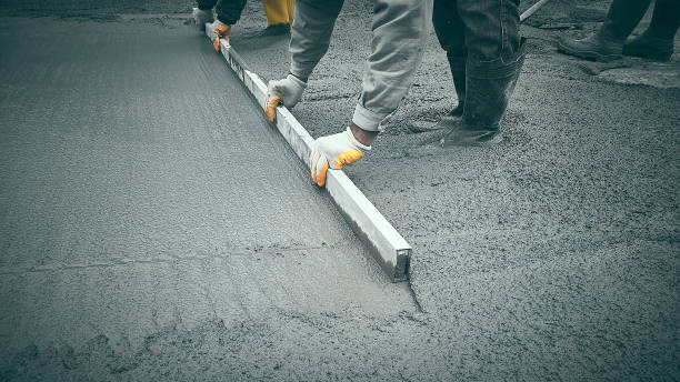 Best Concrete Patio Contractor  in Lewistown, MT